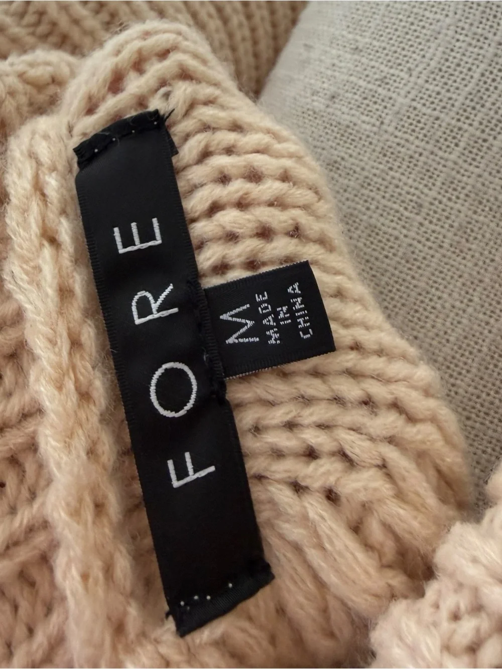 FORE Women’s Beige Chunky Cable-Knit Cropped Turtleneck Sweater Size M